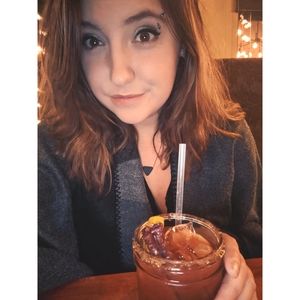 Meet your Posher, Kyla dawn